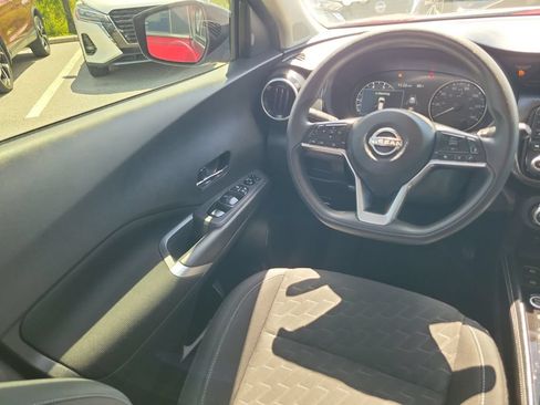 Used 2023 Nissan Kicks SV w/ Exterior Package FWD image 15