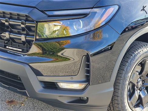 New 2026 Honda Ridgeline Black Edition image 10