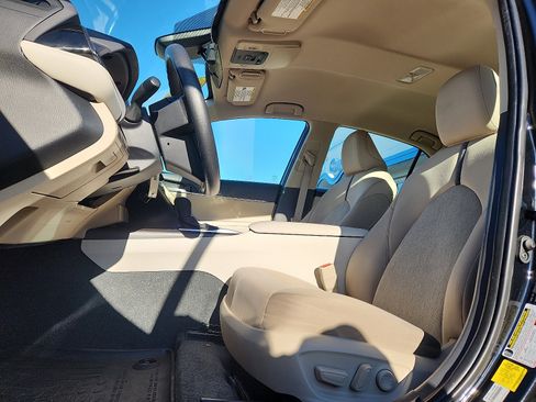 Used 2023 Toyota Camry LE image 13