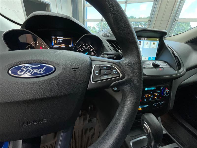 Used 2019 Ford Escape SE FWD image 19