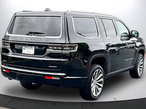 Used 2023 Jeep Grand Wagoneer Series II AWD/4WD image 8