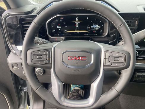 New 2026 GMC Sierra 1500 SLE image 26