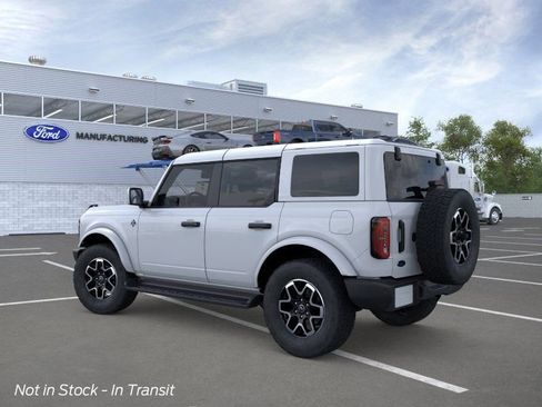 New 2026 Ford Bronco Outer Banks AWD/4WD image 4