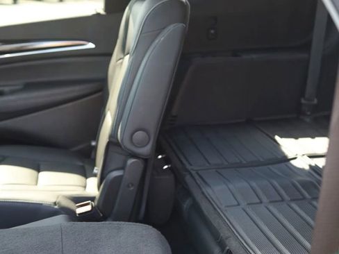 Used 2021 Buick Enclave Avenir w/ Avenir Technology Package image 34