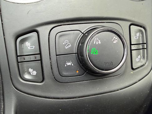 Used 2020 GMC Terrain SLT AWD/4WD image 34