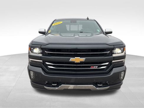 Used 2017 Chevrolet Silverado 1500 LTZ Z71 w/ LTZ Plus Package image 2