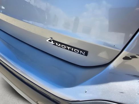 Used 2022 Volkswagen Taos SE AWD/4WD image 19