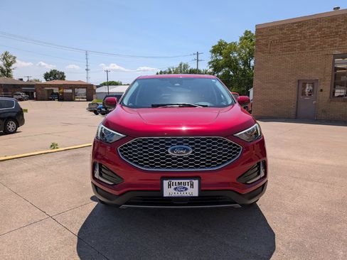 Used 2023 Ford Edge SEL w/ Convenience Package AWD/4WD image 3