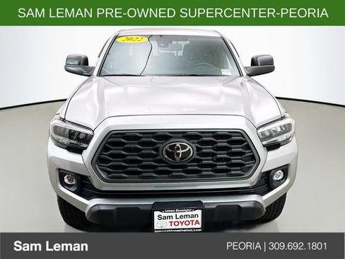 Used 2022 Toyota Tacoma TRD Off-Road AWD/4WD image 2