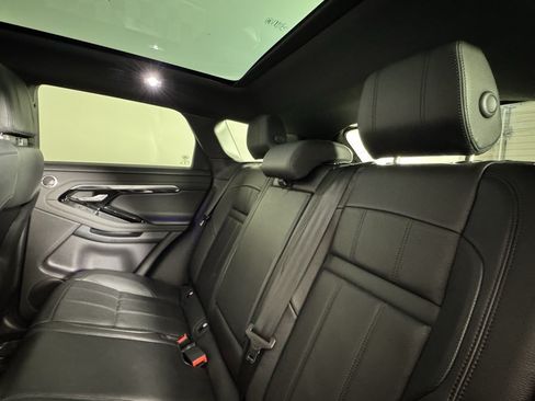 Used 2020 Land Rover Range Rover Evoque SE AWD/4WD image 29