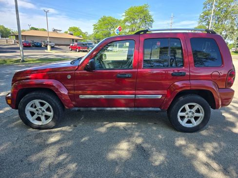 Used 2006 Jeep Liberty Limited AWD/4WD image 5