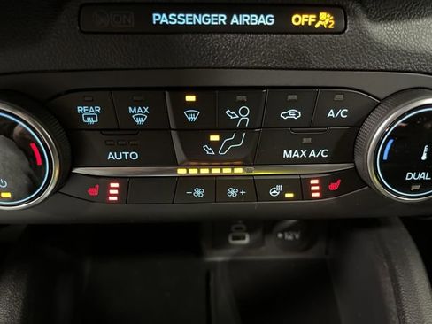 New 2026 Ford Escape ST-Line w/ Cold Weather Package AWD/4WD image 30