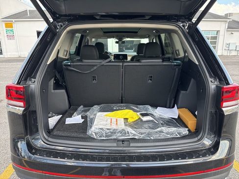 New 2026 Volkswagen Atlas SE AWD/4WD image 16