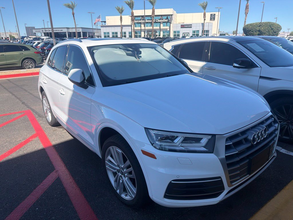 Used 2018 Audi Q5 2.0T Premium Plus w/ Premium Plus Package AWD/4WD image 2
