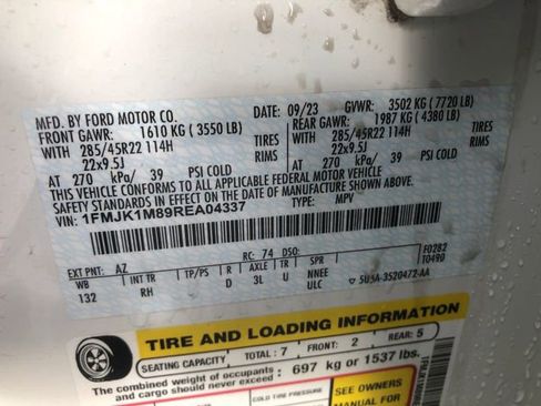 Used 2024 Ford Expedition Max Platinum image 30