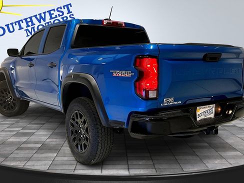 Used 2024 Chevrolet Colorado Trail Boss w/ Advanced Trailering Package image 4