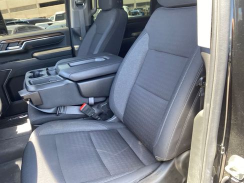 Used 2024 Chevrolet Silverado 2500 LT AWD/4WD image 11