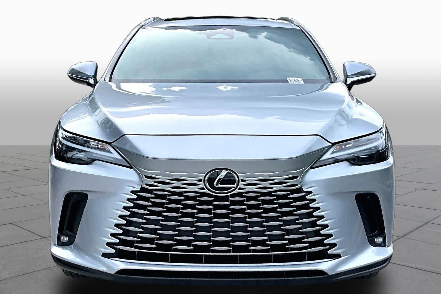 Used 2026 Lexus RX 350 FWD image 4
