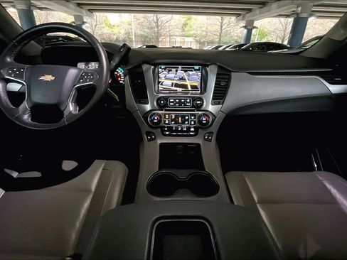 Used 2017 Chevrolet Tahoe LT image 16