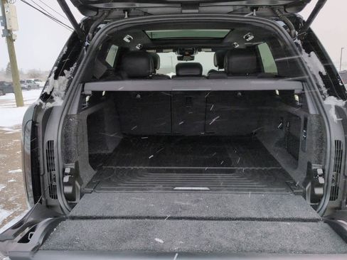 New 2026 Land Rover Range Rover SE image 35