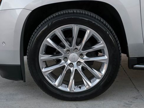 Used 2020 Cadillac Escalade ESV Luxury image 52