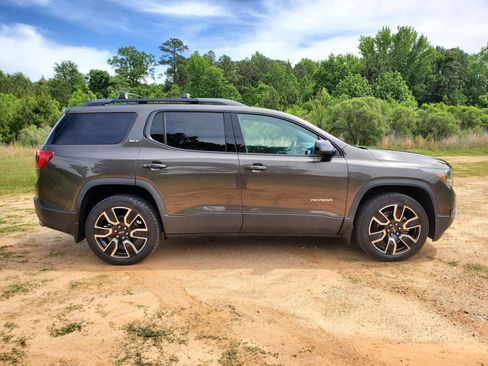 Used 2019 GMC Acadia SLT w/ Black Edition AWD/4WD image 10