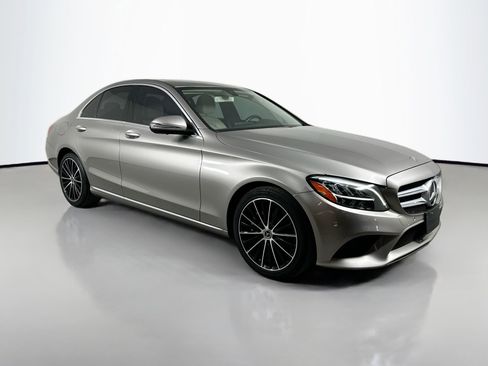 Used 2020 Mercedes-Benz C 300 Sedan image 3