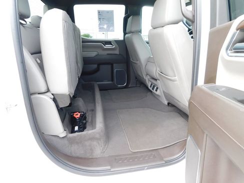 Used 2023 GMC Sierra 1500 SLT AWD/4WD image 29
