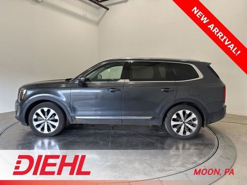 Used 2020 Kia Telluride EX w/ EX Premium Package AWD/4WD image 4
