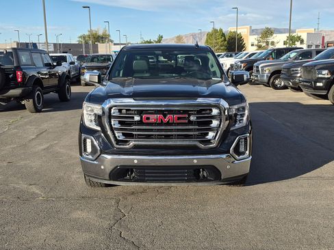 Used 2020 GMC Sierra 1500 SLT w/ SLT Premium Plus Package AWD/4WD image 11