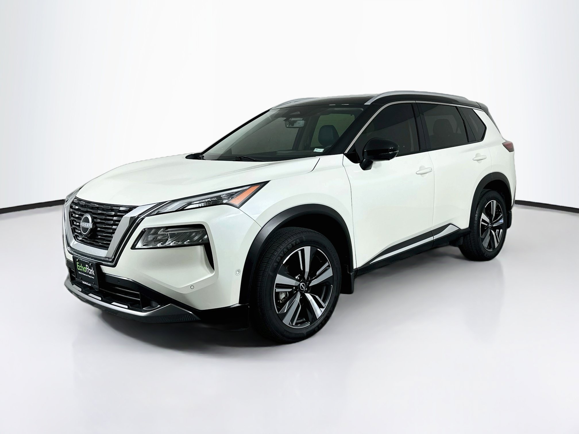 Used 2023 Nissan Rogue SL w/ SL Premium Package AWD/4WD image 3