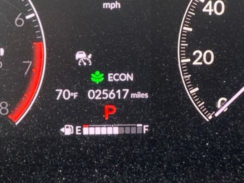 Used 2024 Honda CR-V EX image 10