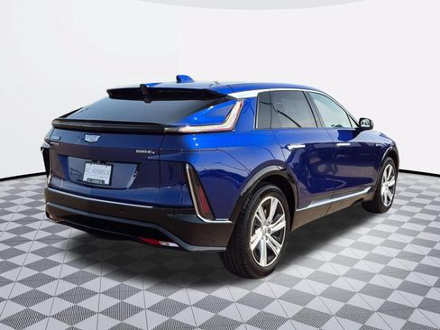 Certified 2024 Cadillac Lyriq Tech w/ LPO, Floor Liner Package AWD/4WD image 7