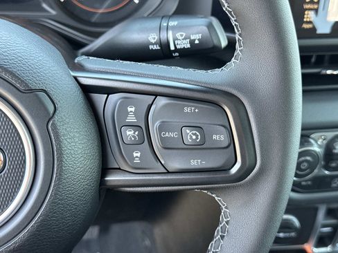 New 2026 Jeep Gladiator Mojave image 9