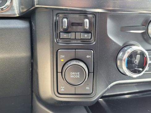 New 2025 Ford F250 Lariat w/ Lariat Ultimate Package image 45