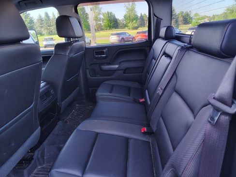 Used 2017 GMC Sierra 2500 SLT w/ All-Terrain HD Package AWD/4WD image 14