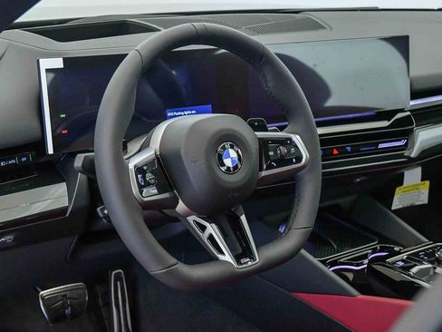 New 2026 BMW 530i xDrive w/ M Sport Package image 17