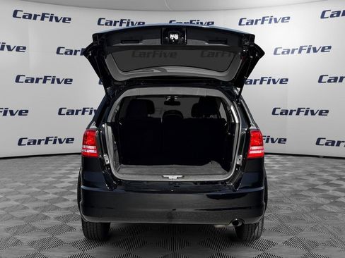 Used 2019 Dodge Journey SE FWD image 11