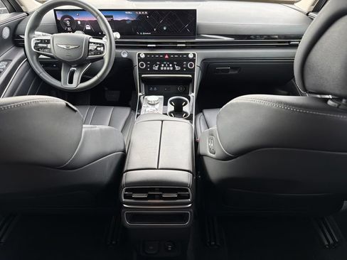 Used 2025 Genesis GV80 2.5T Standard AWD/4WD image 18