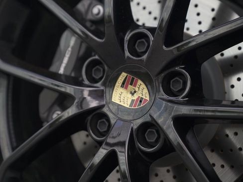 Used 2025 Porsche 718 Boxster RWD image 40