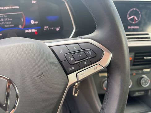 Used 2024 Volkswagen Jetta Sport image 17