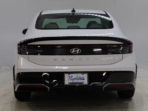 Used 2025 Hyundai Sonata SEL FWD image 6