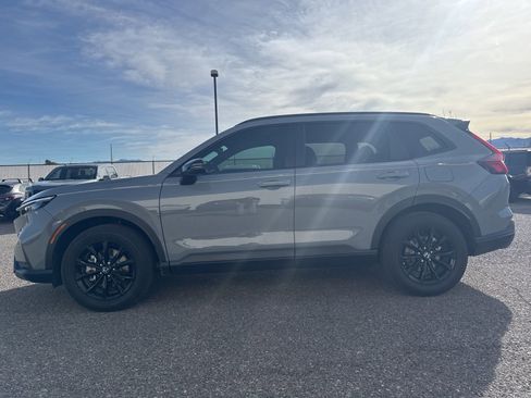 Used 2025 Honda CR-V Sport-L image 2