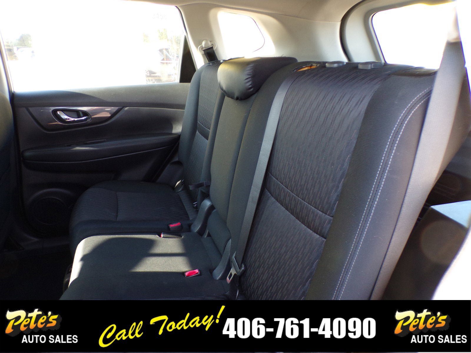 Used 2018 Nissan Rogue S AWD/4WD image 13