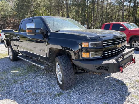 Used 2015 Chevrolet Silverado 2500 LTZ image 1