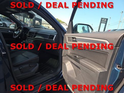 Used 2020 Volkswagen Atlas Cross Sport SE AWD/4WD image 14