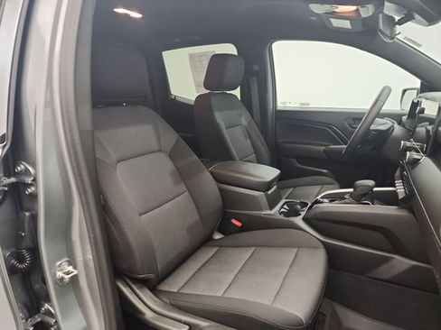 Used 2024 Chevrolet Colorado Trail Boss w/ Technology Package image 28