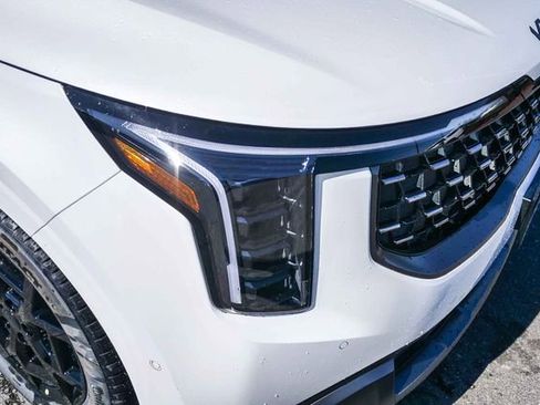 New 2026 Kia Carnival SX Prestige image 11