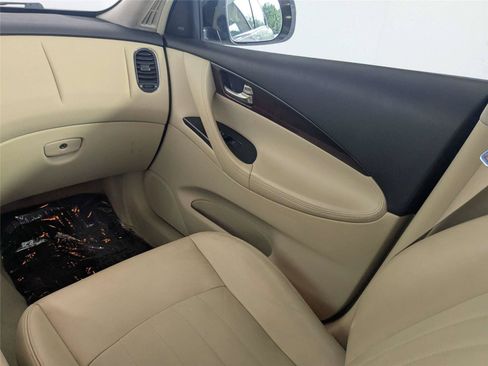 Used 2017 INFINITI QX50 2WD w/ Technology Package image 40