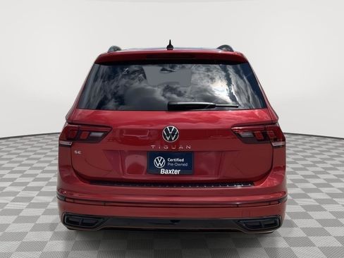 Certified 2024 Volkswagen Tiguan SE R-Line FWD image 11